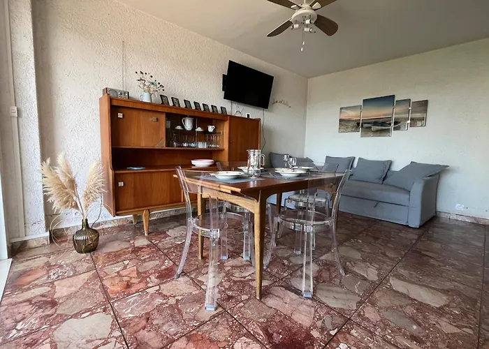 T2 A 200m De La Avec Parking, Animaux Admis - Fr-1-309-474 *