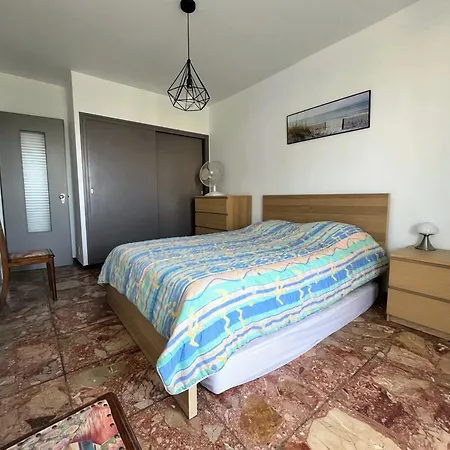 Apartmán T2 A 200m De La Avec Parking, Animaux Admis - Fr-1-309-474 *